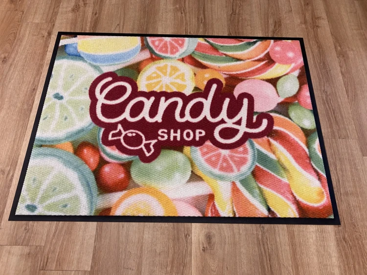 Mata podłogowa Universal Brush Guard - wycieraczka dywanik wykładzina z logo do zastosowań wewnętrznych i zewnętrznych