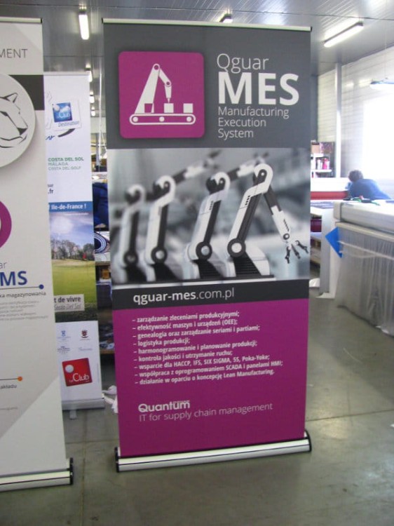 Zakupiony w sklepie Retio - Rollup Barracuda 240 x 200 cm stojak reklamowy rozwijany z opcją wydruku