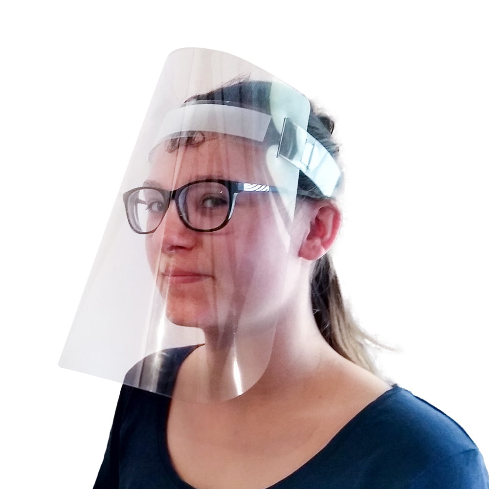 Ochranný štít z PVC - žena s ochranným štítem z PVC